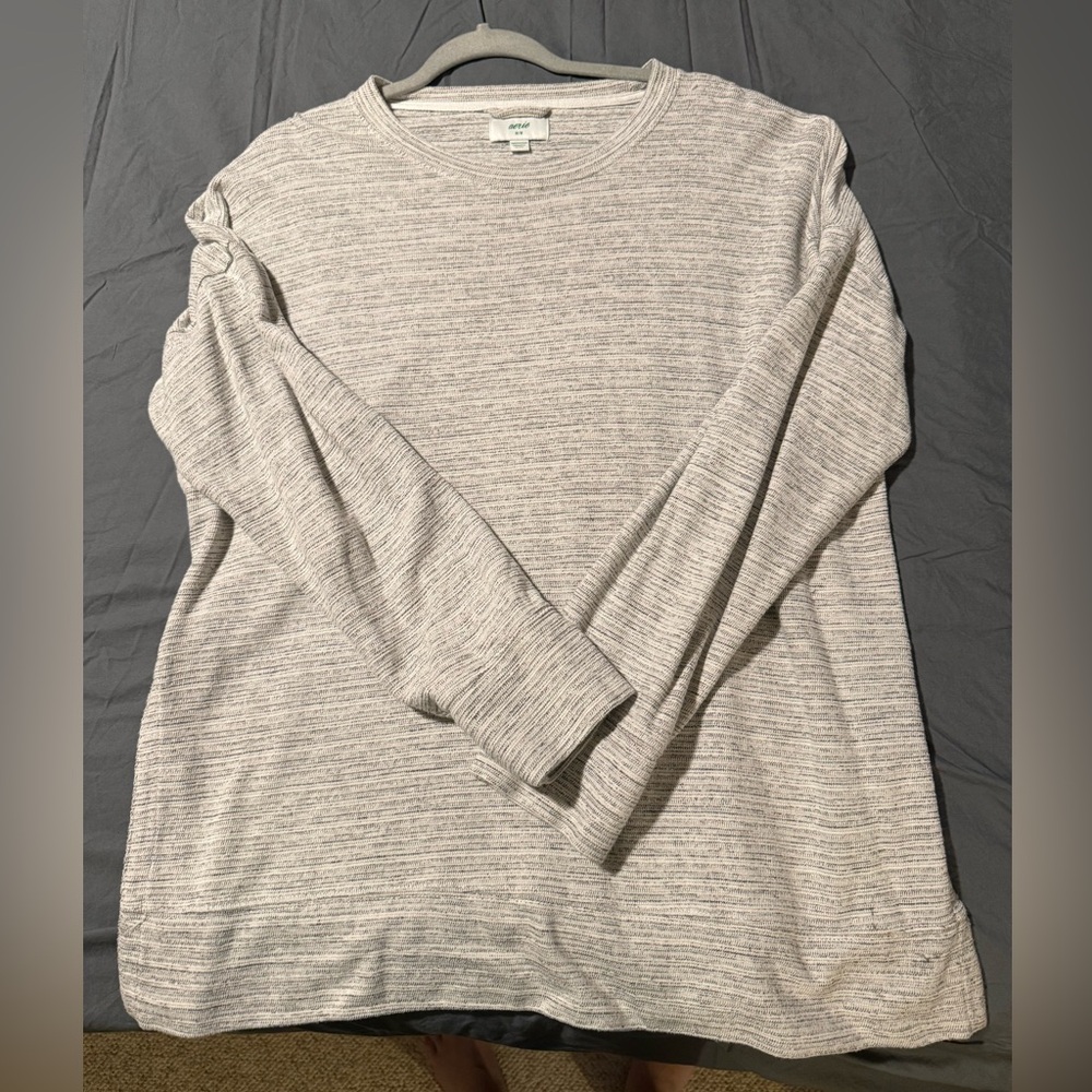 Aerie Beach Pullover size M